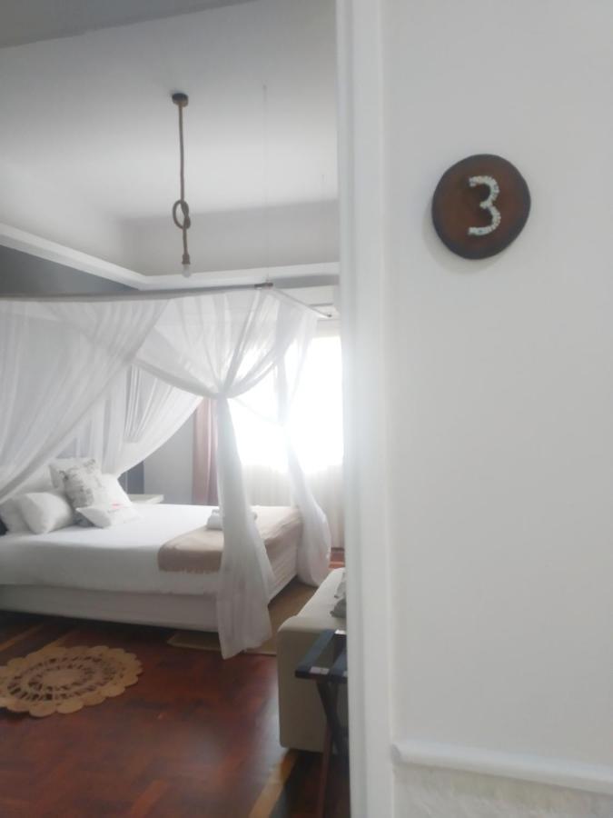 Acacia Inn Guesthouse Мапуту Экстерьер фото